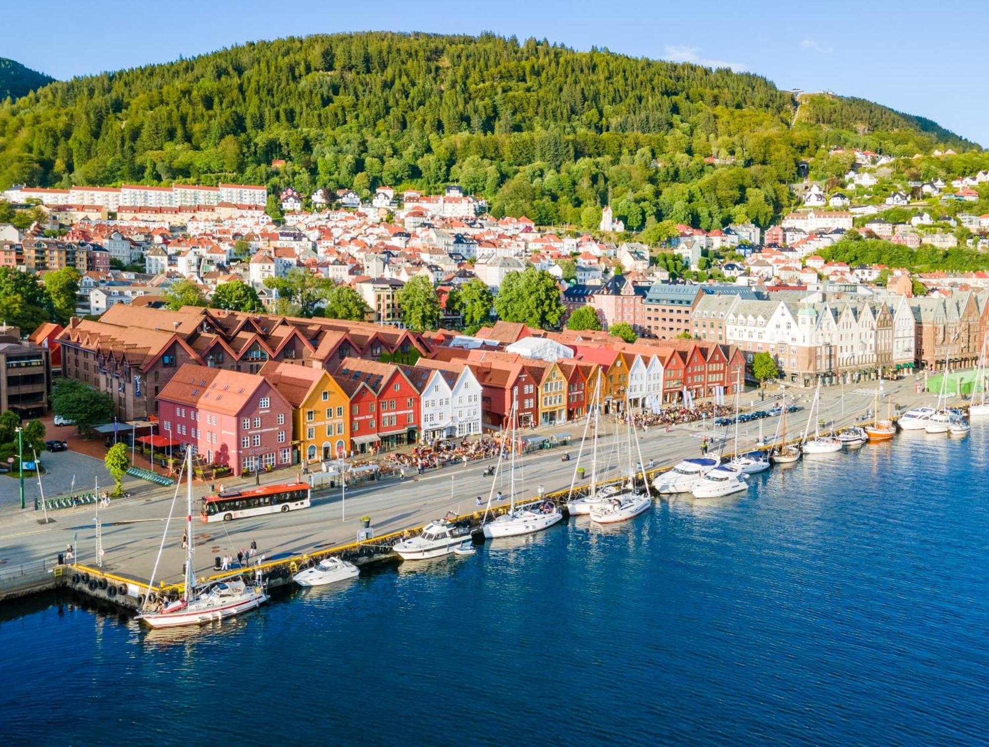 Family Friendly 3Br - Quiet Area - Behind Bryggen Apartamento Bergen Exterior foto